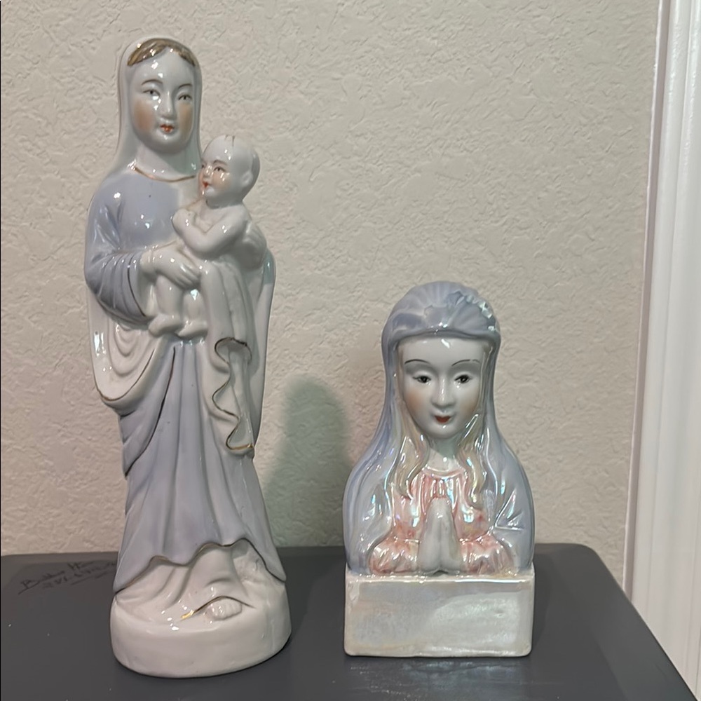 ✨ Ceramic Religious Figurines Set